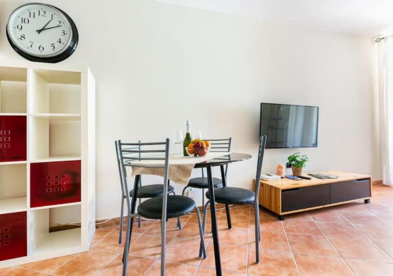 Cosy Apartment In Los Cristianos 5Min To The Ocean Buitenkant foto